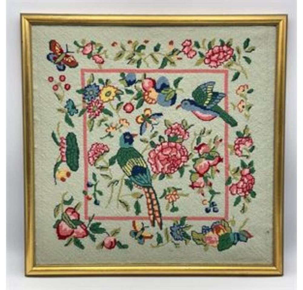Huge Vintage Chinoiserie Needlepoint Art Exotic Birds & Peonies Gilt Wood Frame - Picture 2 of 3
